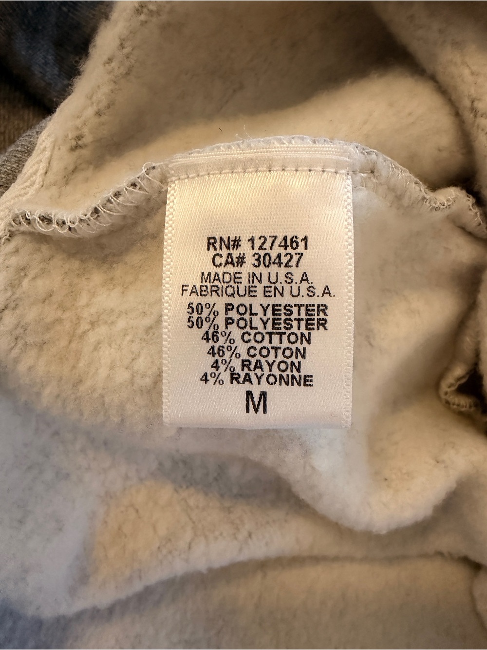 Wildfox RARE NWOT Gray Hooded Sweatshirt with Rainbow & Sun Back Graphic - Picture 6 of 6